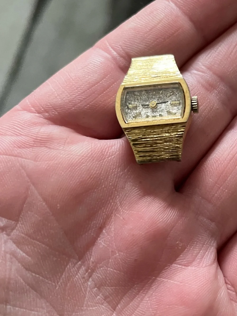 Vintage Woman’s Watch Bundle - Picture 10 of 11